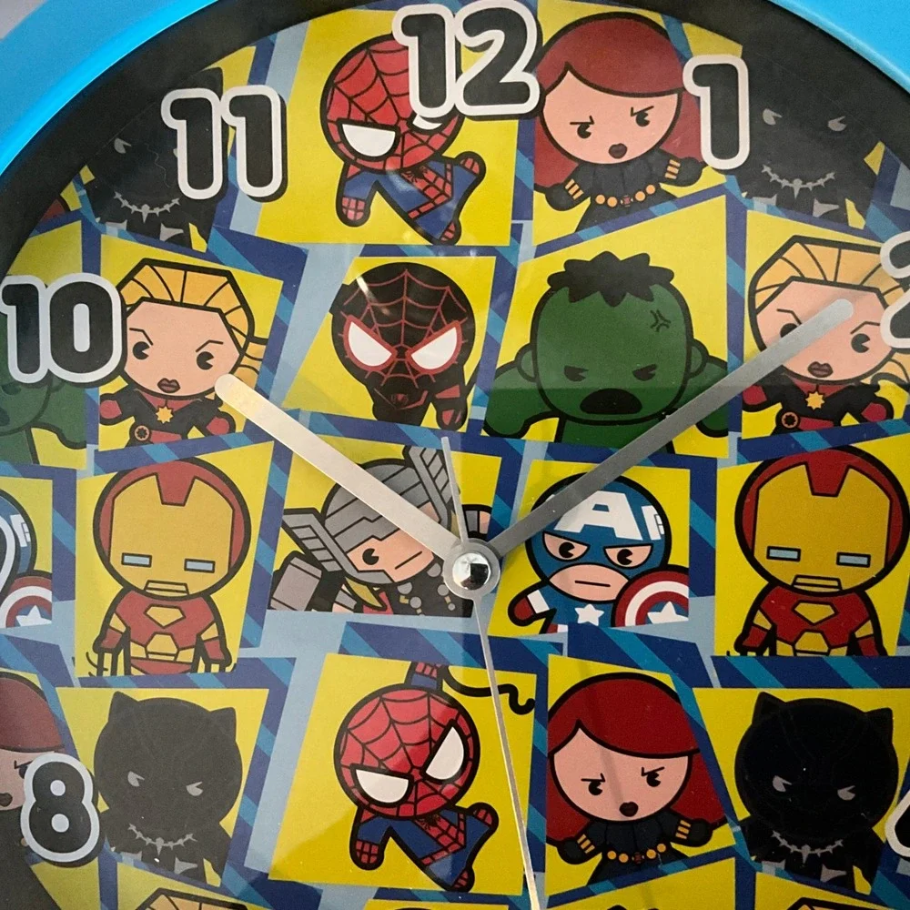 Marvel Avengers Characters Wall Clock‎ Analog Display Blue Round Kids Room